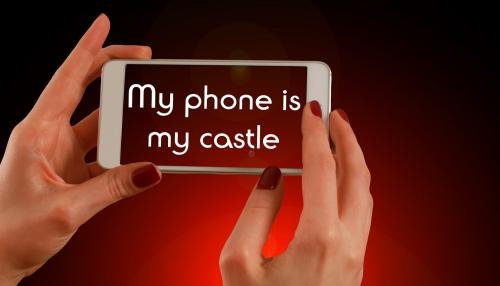A kamaszok is unják már, hogy szüleik folyton a telefonon lógnak