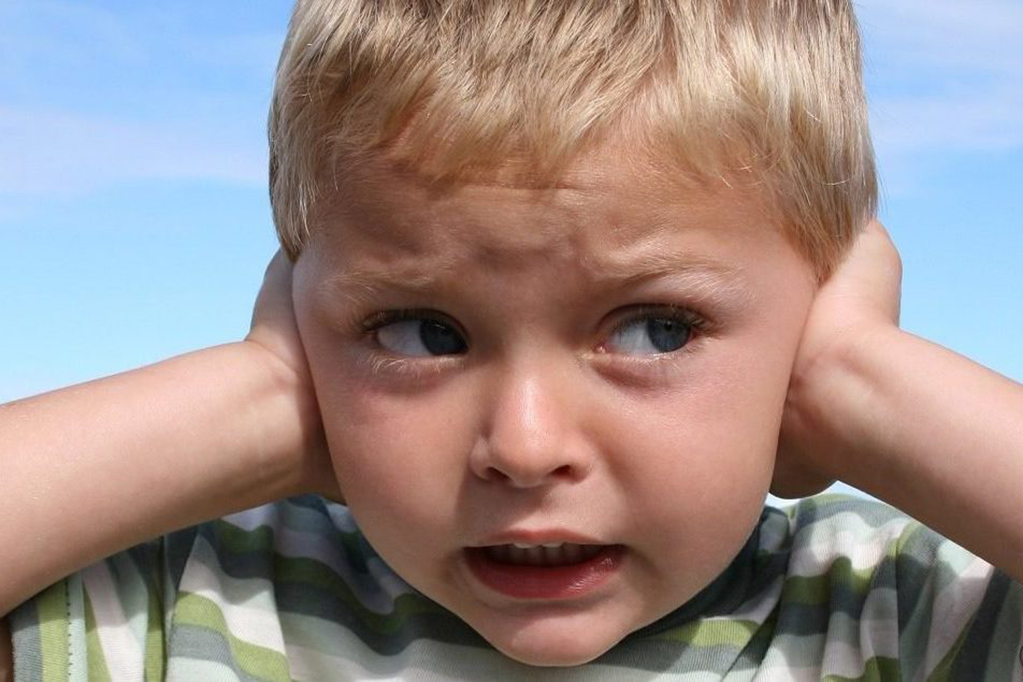 Tik taktika. Pszichoedukációs előadás a tikekről, Tourette-szindrómáról szülőknek