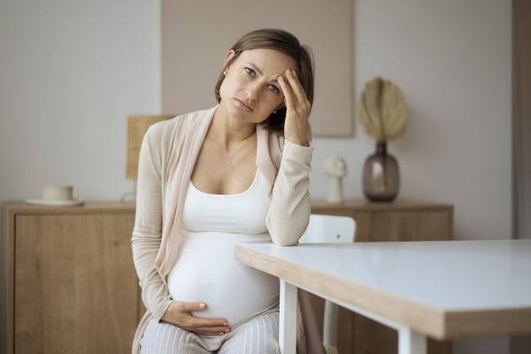 Az ideális terhességgel kapcsolatos társadalmi nyomás hatása a nőkre
